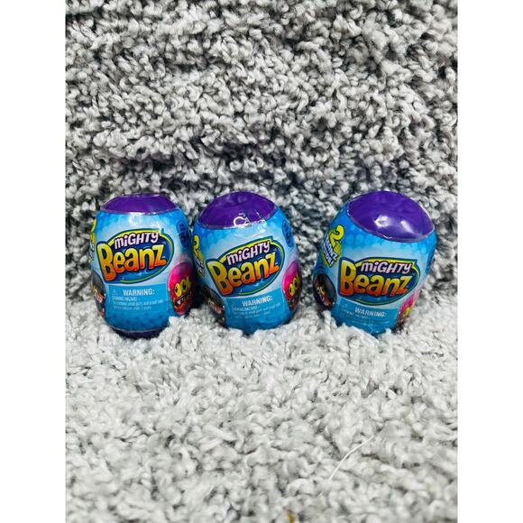 Lot of 3 Moose Toys Mighty Beanz Pod Capsule for Ages 5 and Up 2 Beanz Inside - Picture 1 of 10
